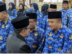 Bupati Tanah Datar Lantik 25 Pejabat Baru dalam Berbagai Bidang