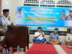 Bupati Eka Putra Subuh Berjamaah di Mushola Arai Pinang