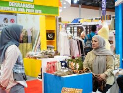 Dekranasda Tanah Datar Ikuti Inacraft 2024 di Jakarta