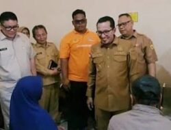 Pemkab Tanah Datar Bantu Biaya Berobat Masyarakat Kurang Mampu