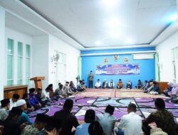 Bupati Tanah Datar Hadiri Buka Bersama dengan FKWN di Aula PMDPPKB