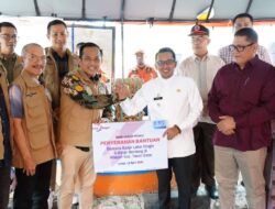 Bank Nagari Salurkan Bantuan untuk Korban Bencana di Tanah Datar