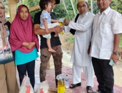 Dunsanak Richi Aprian Bantu Masyarakat yang Terkena Musibah