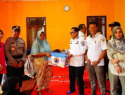 Sebanyak 50 KK Pengungsi Bencana Galodo di Rambatan Dikunjungi Bupati Tanah Datar