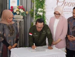 Bupati Tanah Datar Hadiri Grand Opening Sakato Aesthetic di Klinik Sakato Batusangkar