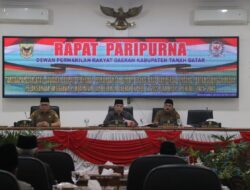 Bupati Tanah Datar Berikan Jawaban Terhadap Pandangan Fraksi di DPRD Tanah Datar Pada Sidang Paripurna