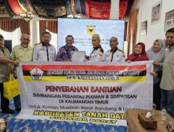 PKDP Kaltim Serahkan Donasi untuk Korban Galodo di Tanah Datar