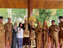 Selamat Berbahagia Yuris dan Hani; Pegawai Dinas Parpora Tanah Datar