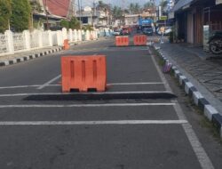 Tanggul di Jalan Utama Batusangkar Dikhawatirkan Membahayakan Pengendara