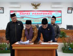DPRD Tanah Datar Gelar Paripurna Penandatanganan KU PPAS Tahun 2025