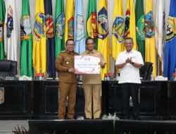 Pemkab Tanah Datar Raih Dana Insentif Fiskal Rp 5,8 Milyar Karena Berhasil Kendalikan Inflasi