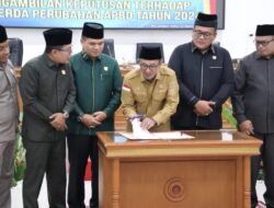 DPRD Tanah Datar Bersama Pemkab Sepakati  Ranperda APBD Perubahan 2924