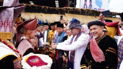 Bupati Tanah Datar Apresiasi Balai Tangah Carnaval