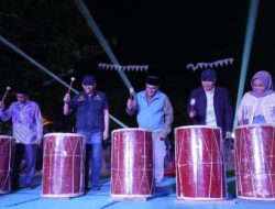 Penampilan Sanggar Baringin Sakato Memukau Penonton, Bupati Berikan Apresiasi