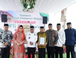 Bupati Tanah Datar Resmikan MTs Surau Qur’an Boarding School Milik Keluarga Fadly Amran di Simpuruik