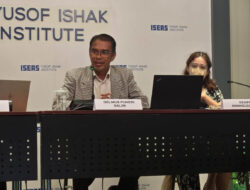 Rektor UIN Batusangkar Diundang Sebagai Pembicara Simposium di Singapura