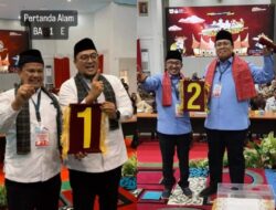 Pengundian Nomor Urut Calon Bupati Tanah Datar: Richi-Donny Nomor 1, Eka-Fadly Nomor 2