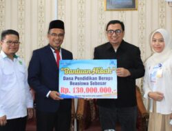 Bank Nagari Syariah Cabang Batusangkar Serahkan Bantuan Hibah Pendidikan untuk UIN Batusangkar