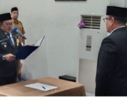 Bupati Tanah Datar Lantik Elizar, SH sebagai PJ Sekda