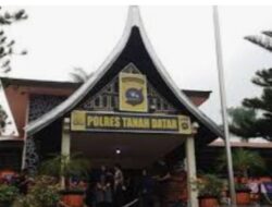 Acungan Jempol untuk Polres Tanah Datar