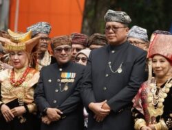 Bupati dan Wabup Tanah Datar Ikuti Prosesi yang Digelar oleh LKAAM Tanah Datar