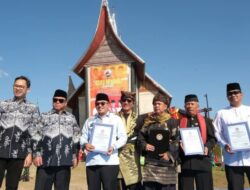 Bupati Tanah Datar Apresiasi Festival Pandeka Batagak Kapalo Koto yang Dihadiri oleh Tokoh Tokoh Nasional