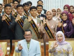 Bupati Eka Putra dan Ny. Lise Jamu Finalis Duta GenRe di Indo Julito untuk Gala Diner