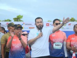 Wali Kota Fadly Amran Resmi Buka Puncak Rangkaian Kegiatan Blue Ocean Minang Run 2025
