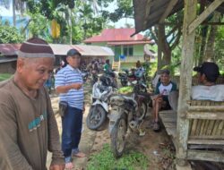 Masyarakat Atar Kompak Berburu Tupai yang Memakan Buah Buahan