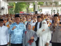 Wabup Ahmad Fadly Lepas Secara Resmi Jamaah Haji Tanah Datar Menuju Embarkasi Padang