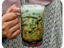 Es Cindua Palapeh Auih