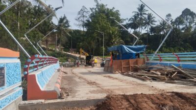 Pembangunan Jembatan Sipopak Nagari Tanjung Alam Hampir Selesai, Bobotnya Sudah Lebih 90 Persen