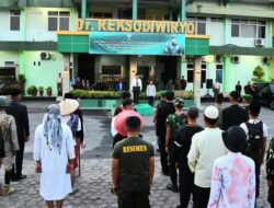 Wawako Padang Resmi Tutup Lomba Napak Tilas Peringatan Gugurnya Bagindo Aziz Chan