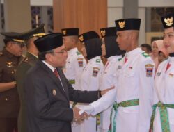 Wawako Maigus Nasir Kukuhkan 54 Anggota Paskibraka Kota Padang