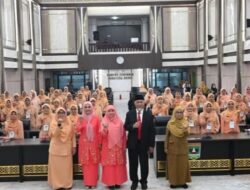 Ny.Ani Abdurrahman Hadi Dikukuhkan Jadi Ketua DWP Tanah Datar Periode 2024-2029
