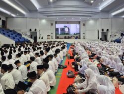 UIN Batusangkar Mulai Kegiatan PBAK Ribuan Mahasiswa Baru dengan Subuh Mubarak