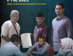 Kantor BPN Tanah Datar Serahkan Sertifikat PTSL Kepada Masyarakat Padang Ganting