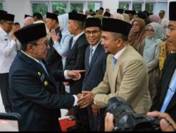 Bupati Eka Putra Lantik Sejumlah Pejabat Manajerial di Pemkab Tanah Datar