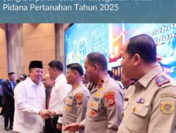 Menteri Nusron Berikan Penghargaan kepada 74 Pihak yang Berperan dalam Pencegahan Tindak Pidana Pertanahan Tahun 2025