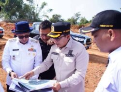 Bupati Eka Putra Bersama Stafsus BUMN Kunjungi Beberapa Lokasi Pembangunan Proyek Nasional di Tanah Datar