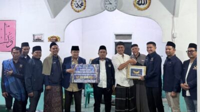 Safari Ramadhan DPW Partai NasDem Sumbar di Padang Panjang, Serahkan Dana Hibah Provinsi Rp.20 Juta