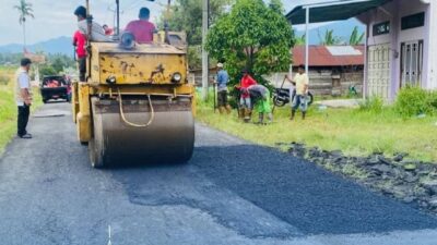 Ruas Jalan Batusangkar Sampai ke Puncak Pato Diperbaiki oleh Dinas PUPRP kab.Tanah Datar