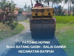 Dinas PUPRP Tanah Datar Lakukan Perbaikan Jalan di Batipuh