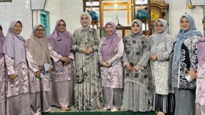 GOW Kabupaten Tanah Datar Berpartisipasi pada Kegiatan Penyerahan Zakat Konsumtif kepada Mustahik di Nagari Panyalaian Kec.X Koto