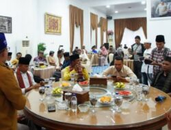 Berbuka Bersama dengan Rekan Media, Bupati Eka Putra Sampaikan Terima Kasih