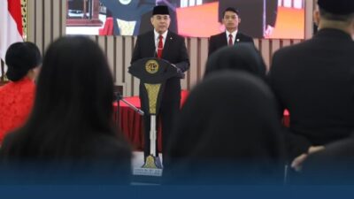 Lantik Pejabat Pengawas dan Fungsional, Wamen Ossy: Ujung Tombak dalam Pelayanan Pertanahan