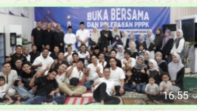 Pegawai Kantor Pertanahan Kabupaten Tanah Datar Lepas Pegawai PPPK Sambil Buka Bersama