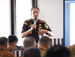 Cegah Korupsi dan Maladministrasi, Wali Nagari Dibekali Pemahaman Hukum oleh Kajari