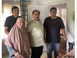 Anggota DPR RI M.Shadiq Pasadigoe Bezuk Aulizul Syuib Mantan Wabup Tanah Datar