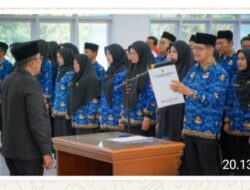 Bupati Eka Putra Lantik dan Serahkan SK 46 Orang PNS Formasi Tahun 2024